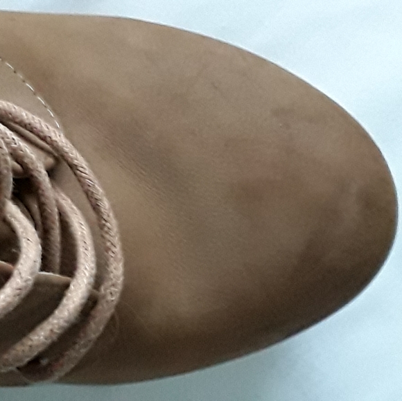 KATHY JEAN WOMENS 4 INCH HEEL ANKLE BOOT. SIZE 8 - Picture 4 of 15